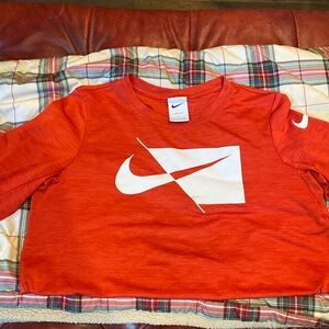 Nike Dri-FIT Big Kids Boys’ Long sleeve red & white Training top size Large